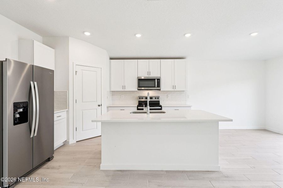 Furnished interior view inside a new home in Kings Preserve, Jacksonville (Image 10).
