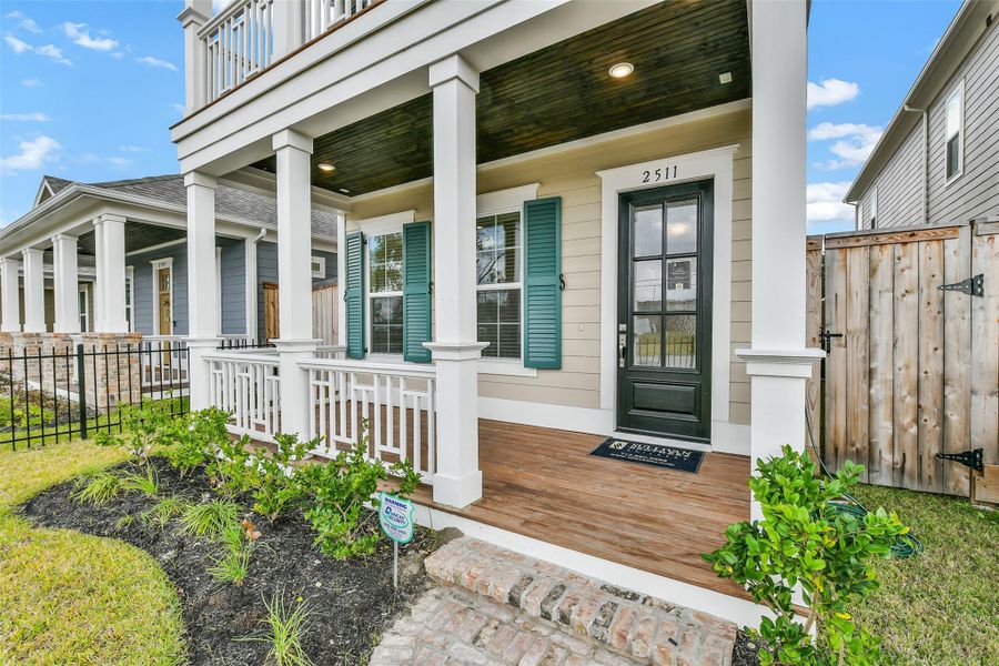 Exterior details and patio area of a home in Pearland Old Townsite, Pearland (Image 3). Exterior details and patio area of a home in Pearland Old Townsite, Pearland (Image 3).