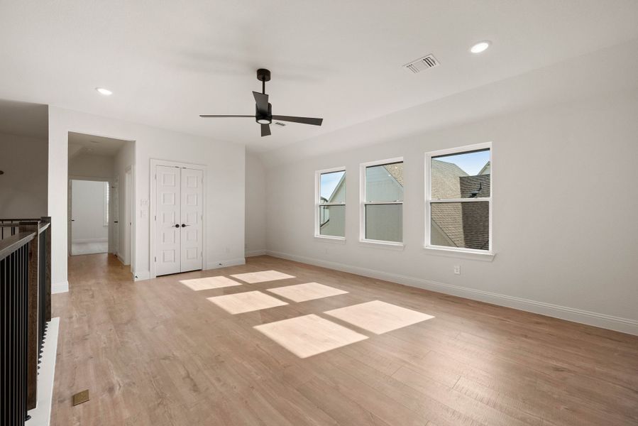 Representative unfurnished interior of a home built from the Ashley by Our Country Homes in Parks of Aledo, Aledo (Image 51).