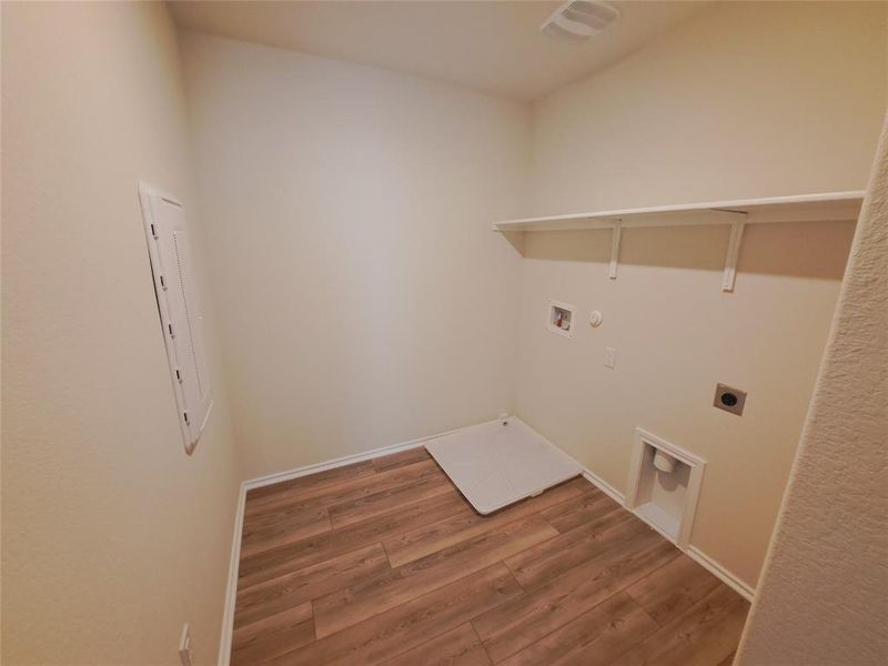 Image 23 of a home in Sunfield. Image 23 of a home in Sunfield.