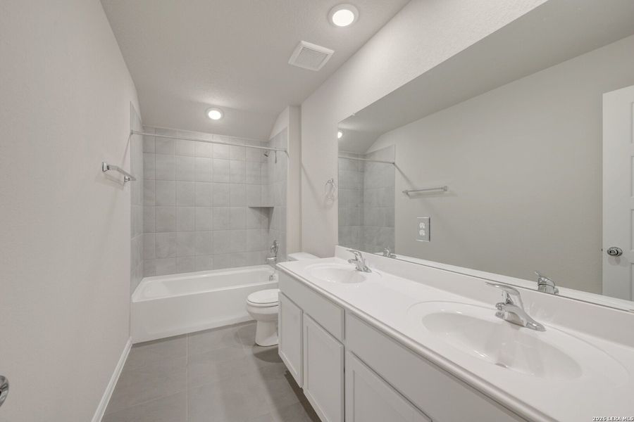 Furnished interior view inside a new home in Winding Brook, San Antonio (Image 10).