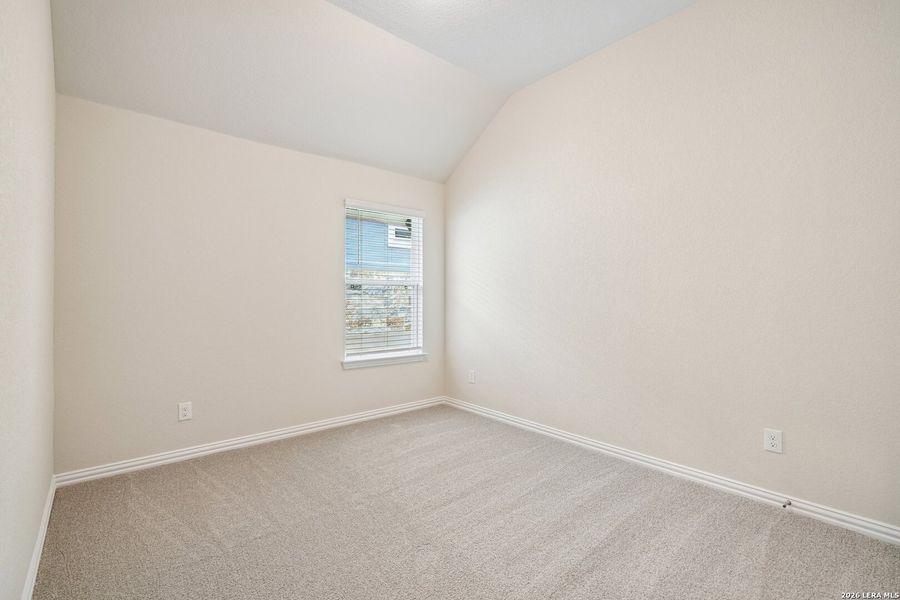 Spacious, unfurnished interior of a new home in The Crossvine, Schertz (Image 33).
