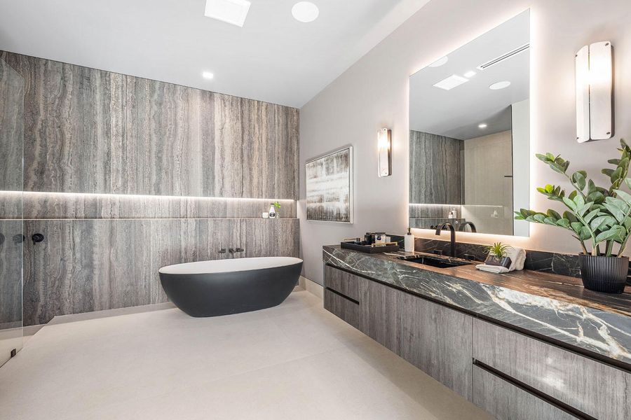 2240_Date_Palm_Road_70