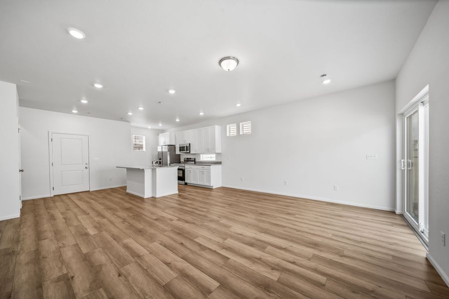Spacious, unfurnished interior of a new home in Reunion, Commerce City (Image 17). Spacious, unfurnished interior of a new home in Reunion, Commerce City (Image 17).