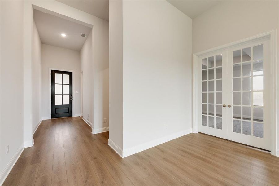 Spacious, unfurnished interior of a new home in Arbors at Legacy Hills, Celina (Image 14).