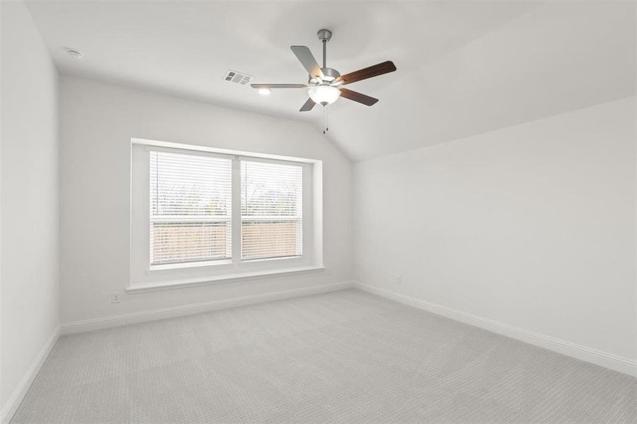 Garland_08_Representative Photo