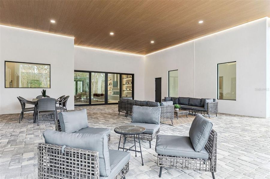 Community amenities in , Winter Springs (Image 46).