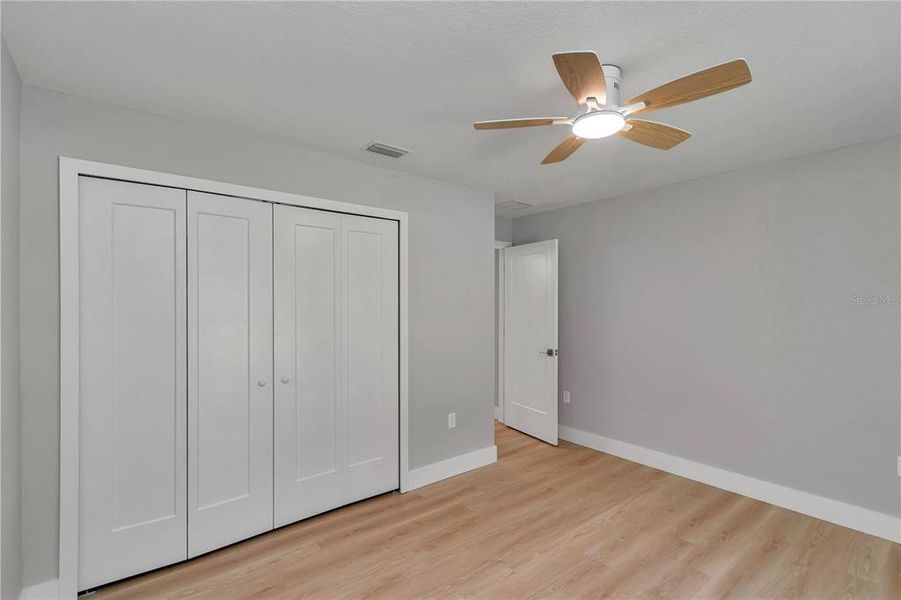 Spacious, unfurnished interior of a new home in , Ocala (Image 20).