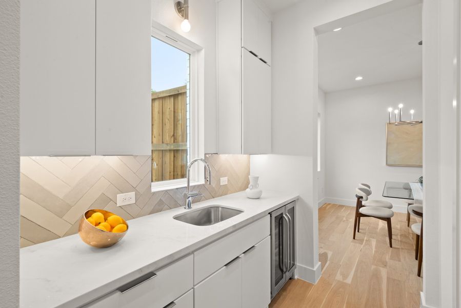 Furnished interior view inside a new home in , Dallas (Image 15).