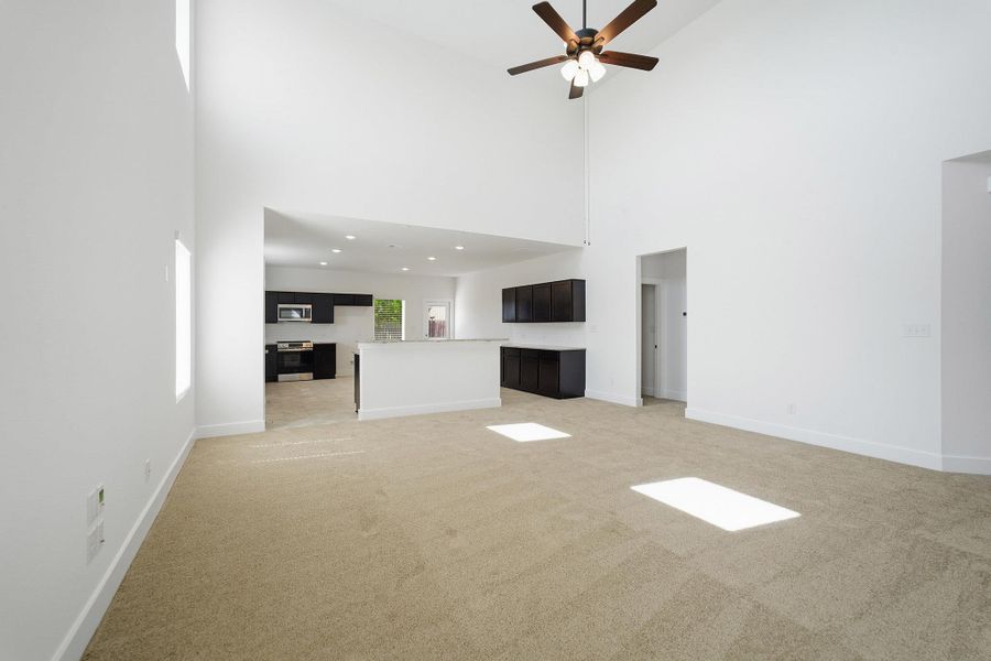 Spacious, unfurnished interior of a new home in Grande Estates, Bertram (Image 17).