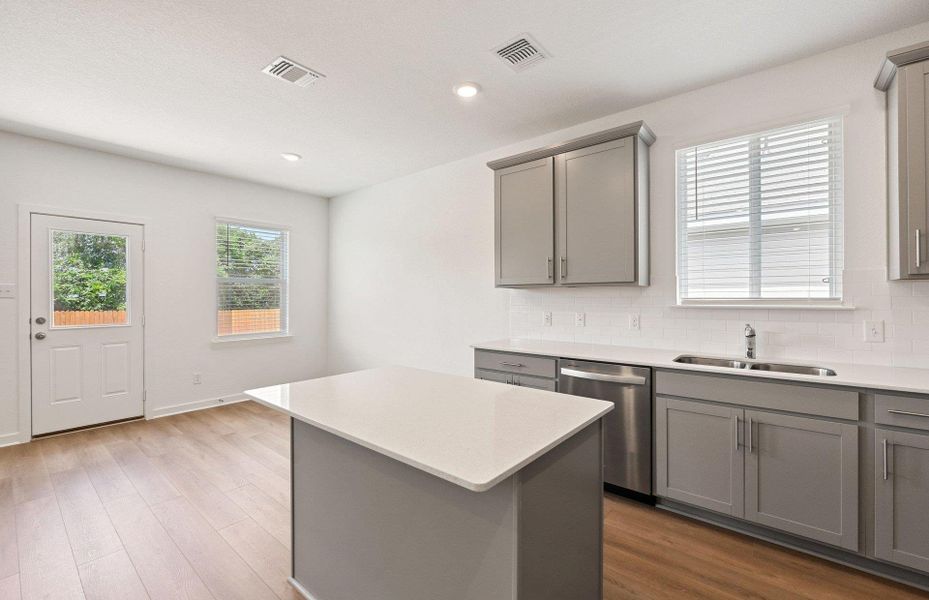 Furnished interior view inside a new home in Skyview, Belton (Image 5).