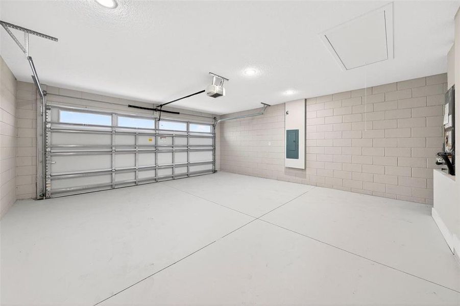 Spacious, unfurnished interior of a new home in , Umatilla (Image 46). Spacious, unfurnished interior of a new home in , Umatilla (Image 46).