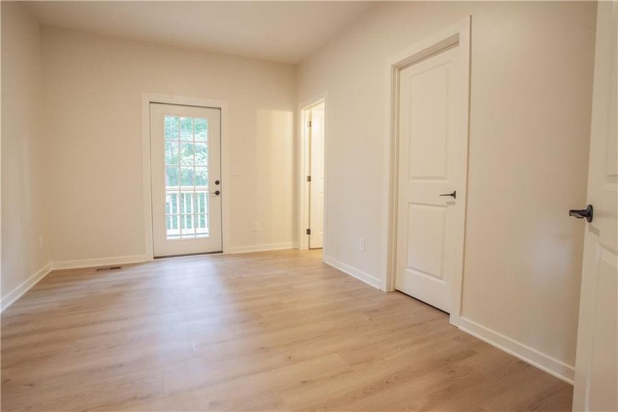 Spacious, unfurnished interior of a new home in , Carrollton (Image 18).