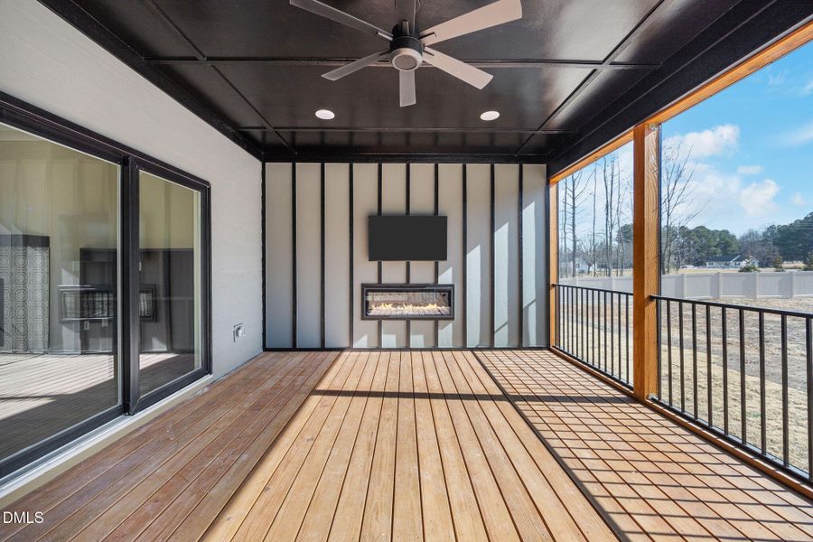 21-web-or-mls-IMG_2457 21-web-or-mls-IMG_2457