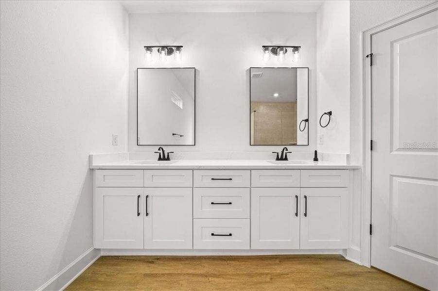 Furnished interior view inside a new home in , Weeki Wachee (Image 13).