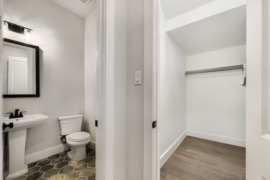 790 White Sage - Bathroom 790 White Sage - Bathroom