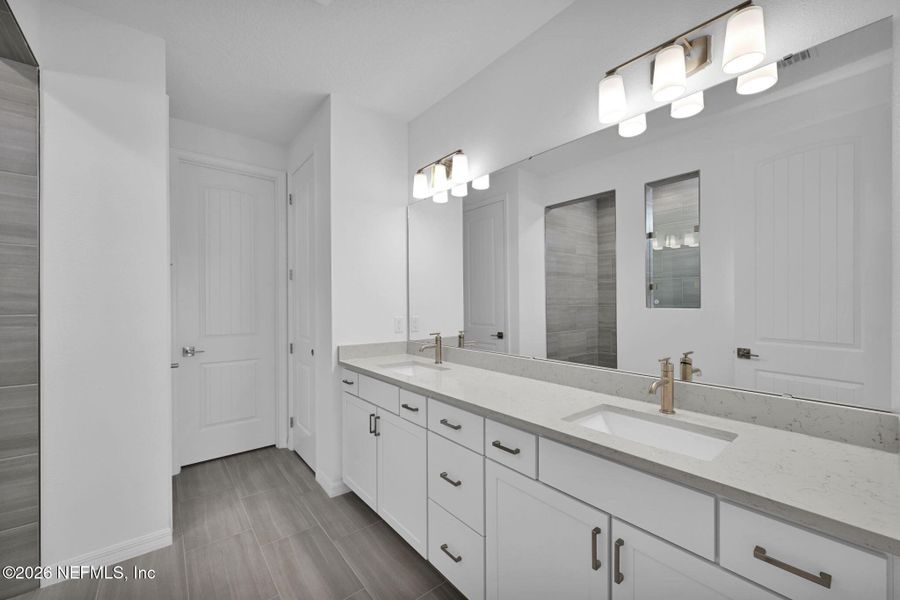 Furnished interior view inside a new home in Hyland Trail, Green Cove Springs (Image 6).