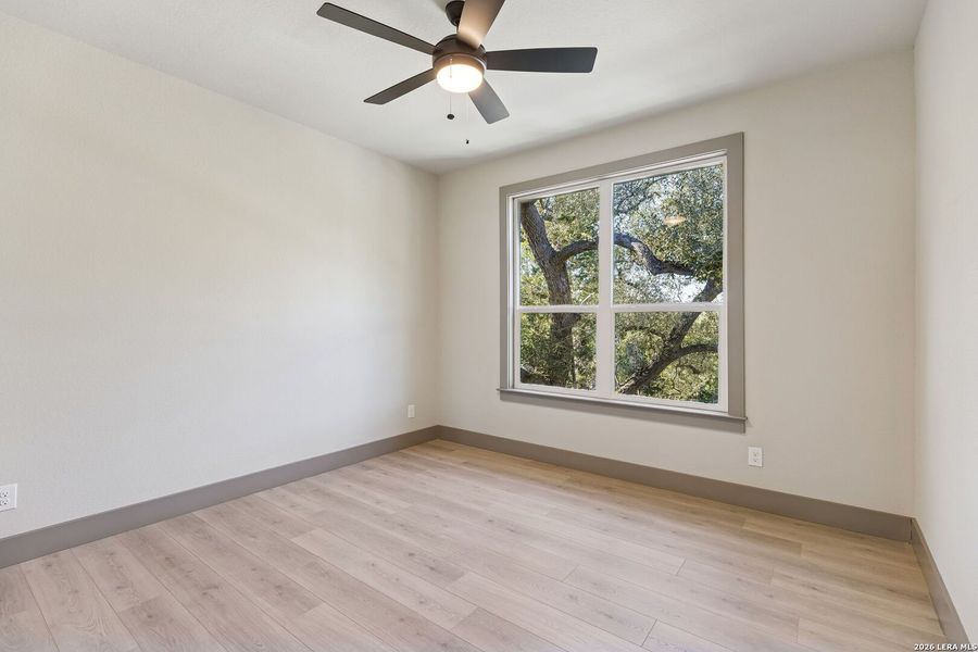 Spacious, unfurnished interior of a new home in , Fischer (Image 37).