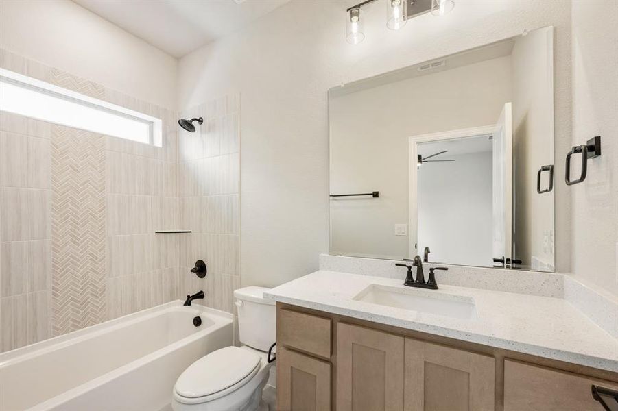 Furnished interior view inside a new home in Somerset Classic 70s & 80s, Mansfield (Image 4).