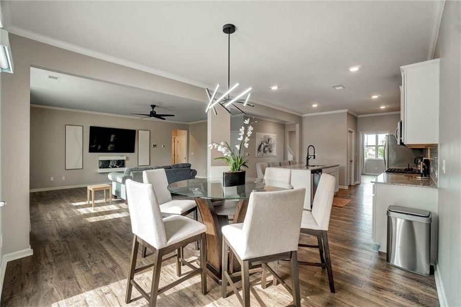 Furnished interior view inside a new home in Thompson Ridge, Dallas (Image 15). Furnished interior view inside a new home in Thompson Ridge, Dallas (Image 15).