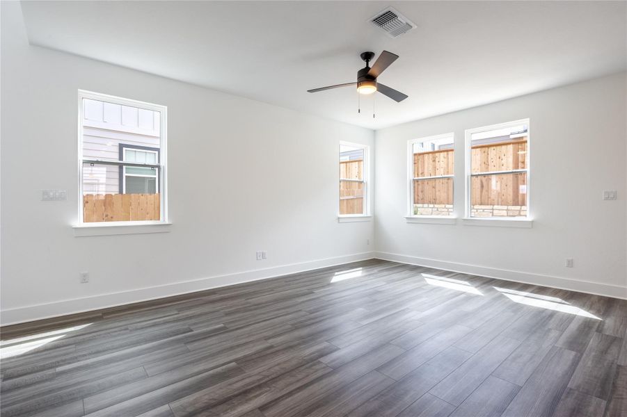 Spacious, unfurnished interior of a new home in Ryegrass Collection – Freedom at Anthem, Kyle (Image 20).