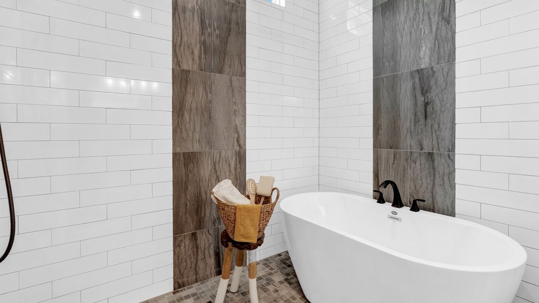 Owner's Bath | Model images form sister community Owner's Bath | Model images form sister community