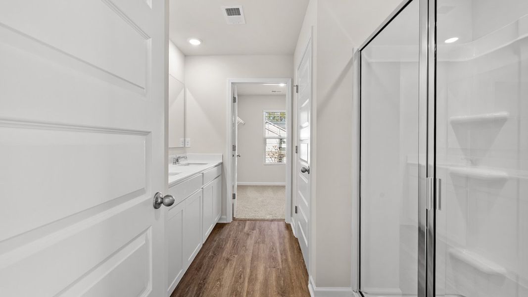 Representative furnished interior of a home built from the Edmon by D.R. Horton in Poplar Preserve, Newnan (Image 11).