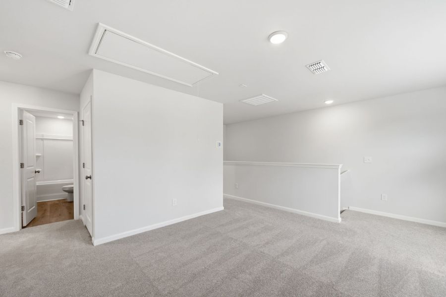 Spacious, unfurnished interior of a new home in Grand Arbor, Blythewood (Image 21).