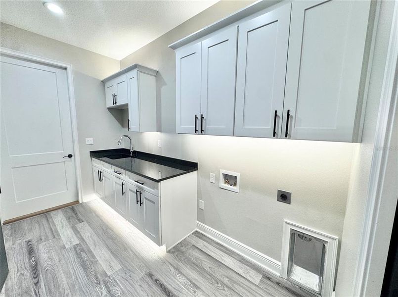 Furnished interior view inside a new home in Juliette Falls, Dunnellon (Image 4).