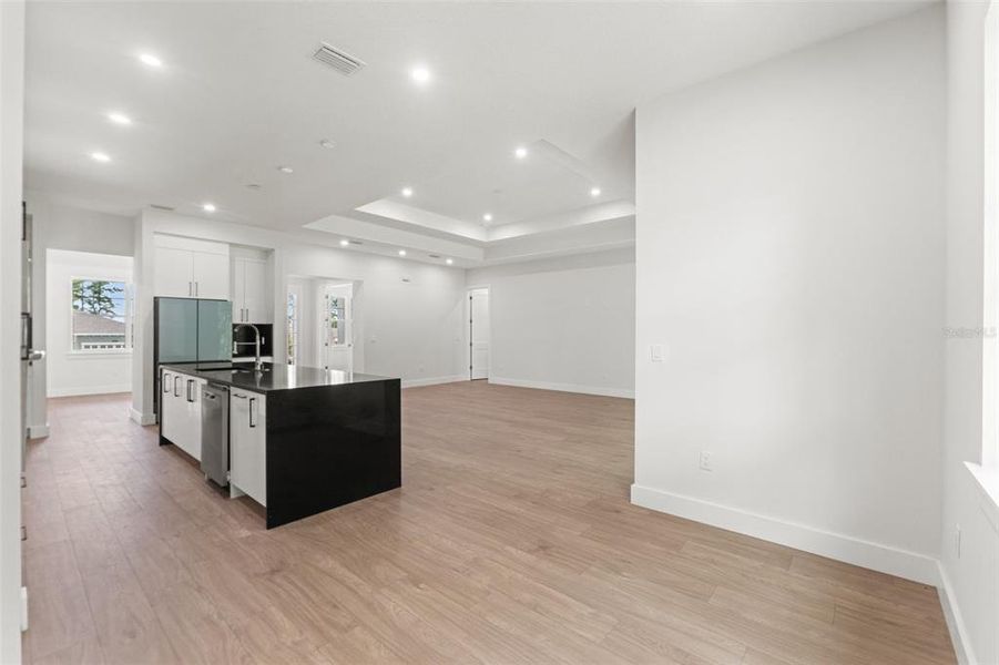 Spacious, unfurnished interior of a new home in Southern Hills Plantation, Brooksville (Image 44). Spacious, unfurnished interior of a new home in Southern Hills Plantation, Brooksville (Image 44).