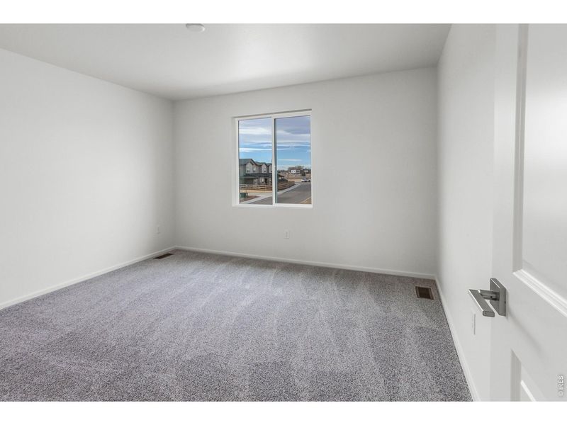 Spacious, unfurnished interior of a new home in , Timnath (Image 17).