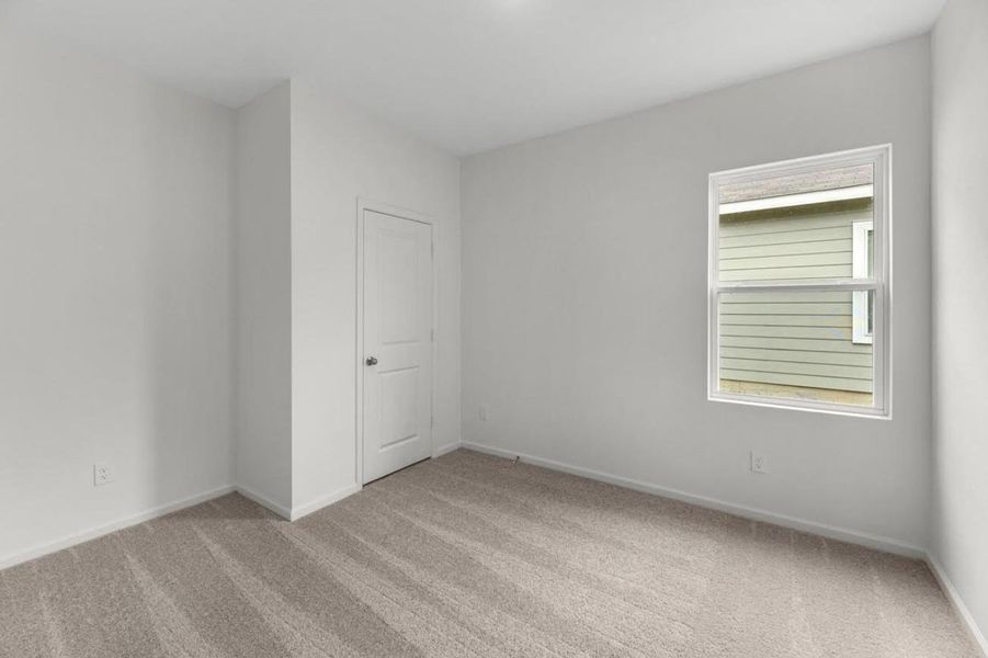 Spacious, unfurnished interior of a new home in Willow Springs, Buda (Image 11). Spacious, unfurnished interior of a new home in Willow Springs, Buda (Image 11).