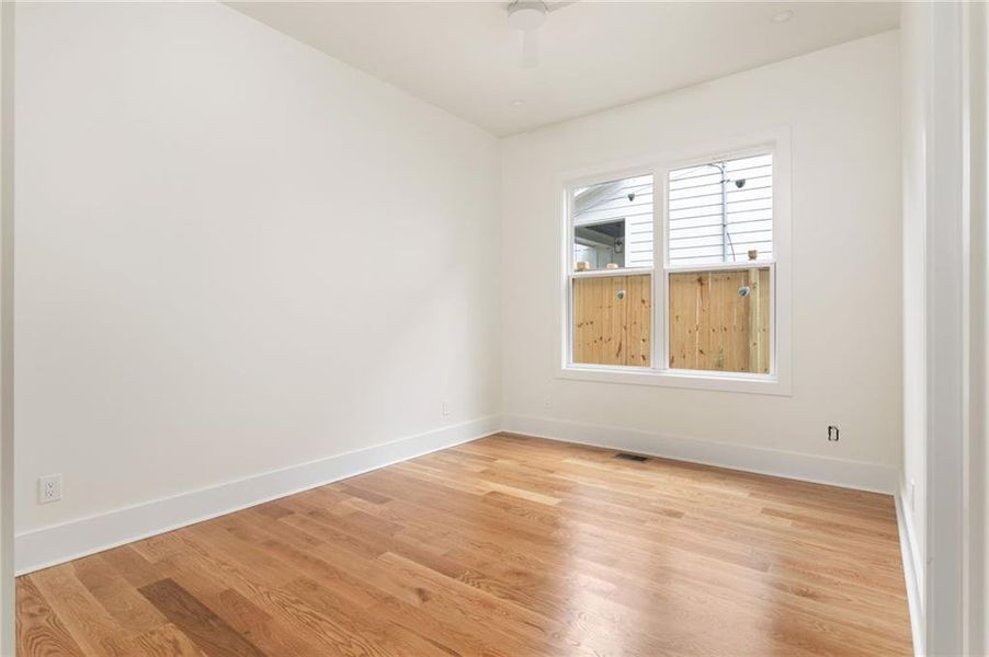 Spacious, unfurnished interior of a new home in , Atlanta (Image 25). Spacious, unfurnished interior of a new home in , Atlanta (Image 25).