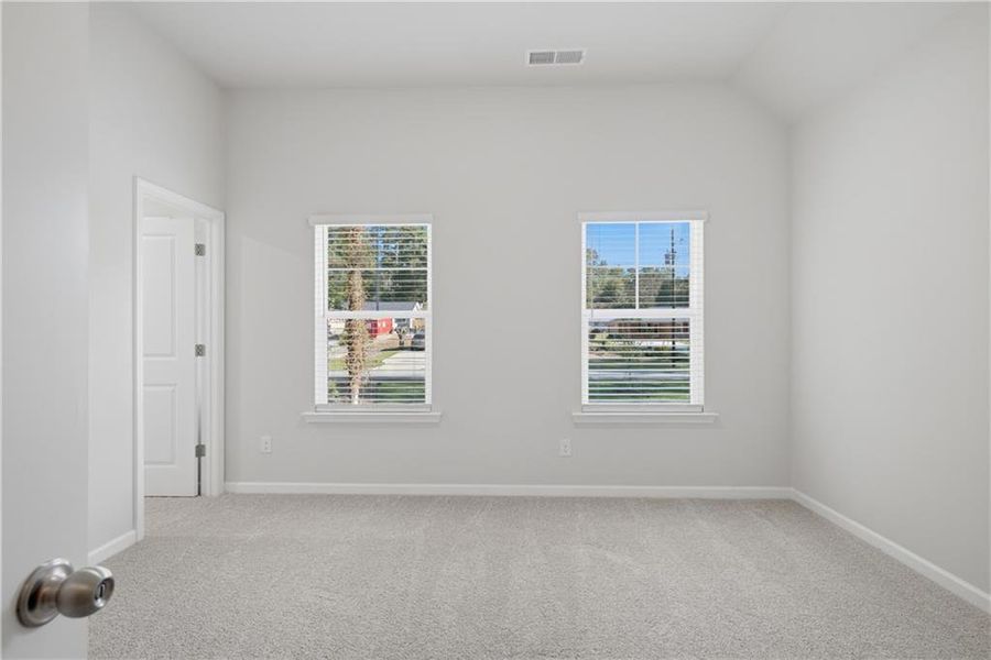 Spacious, unfurnished interior of a new home in , Lawrenceville (Image 37).