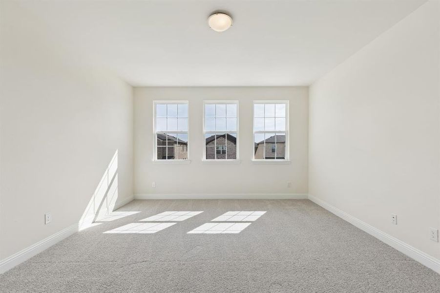 Spacious, unfurnished interior of a new home in AnaCapri, Anna (Image 14).