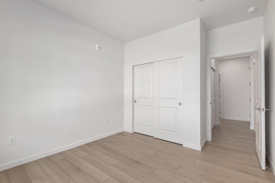 Spacious, unfurnished interior of a new home in Gateway Commons, Denver (Image 18).