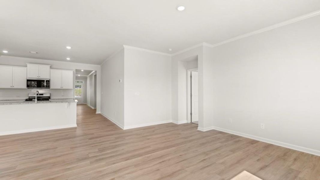 Spacious, unfurnished interior of a new home in Sheffield Highlands, Dallas (Image 28). Spacious, unfurnished interior of a new home in Sheffield Highlands, Dallas (Image 28).