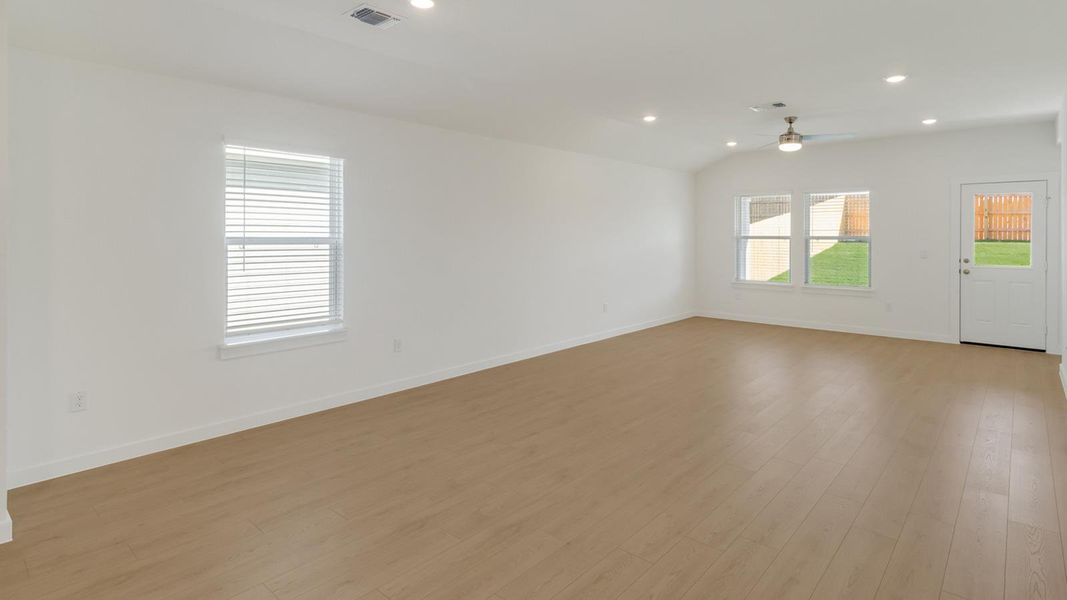 Spacious, unfurnished interior of a new home in Trails at Wildhorse, Austin (Image 12).