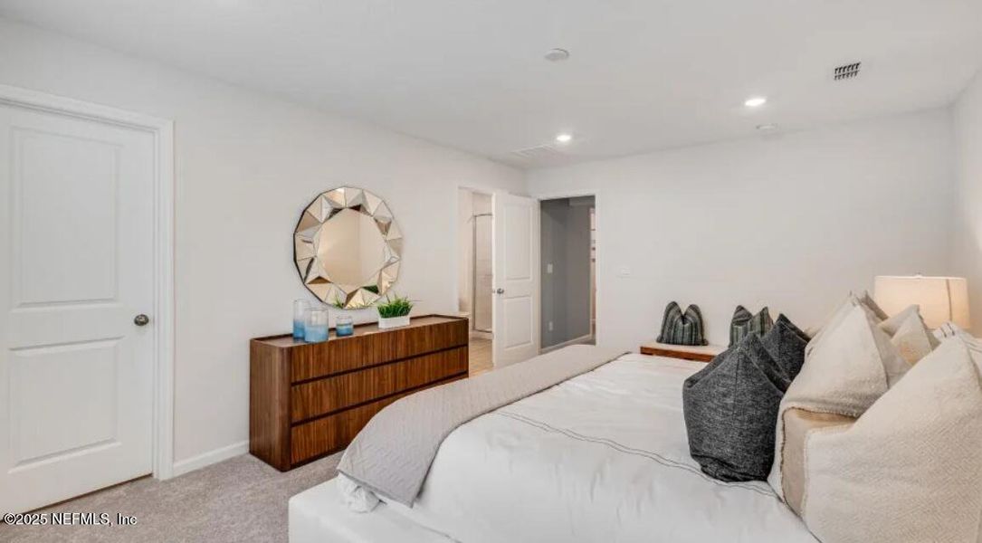 Furnished interior view inside a new home in Silver Falls Townhomes at Silverleaf, St. Johns (Image 10).