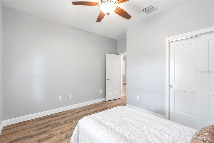 Spacious, unfurnished interior of a new home in , Deland (Image 23).