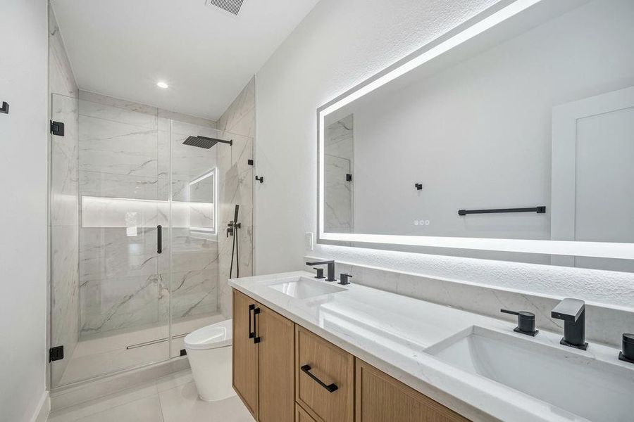 Furnished interior view inside a new home in , Dallas (Image 13).