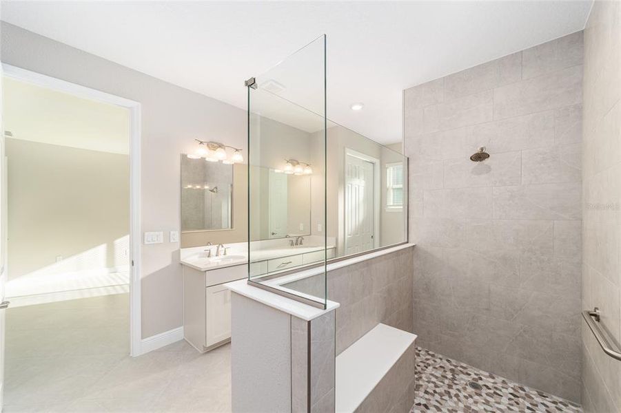 Furnished interior view inside a new home in , Ocala (Image 9).