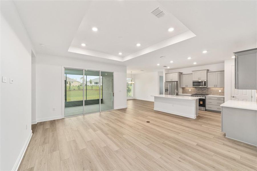 Spacious, unfurnished interior of a new home in , Ocala (Image 17).