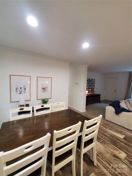 Furnished interior view inside a new home in , Olin (Image 27).