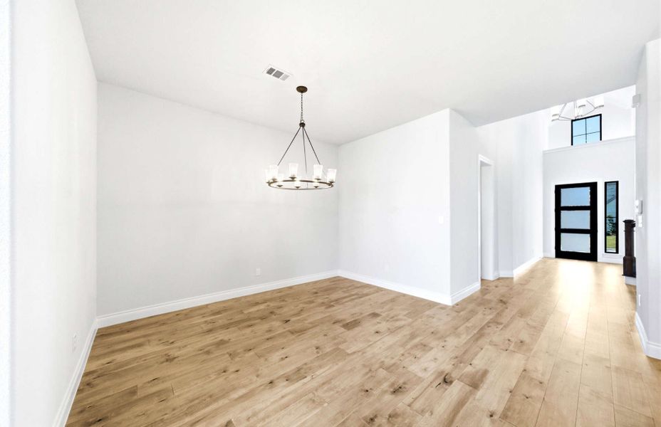 Spacious, unfurnished interior of a new home in The Highlands 55′, Porter (Image 23).