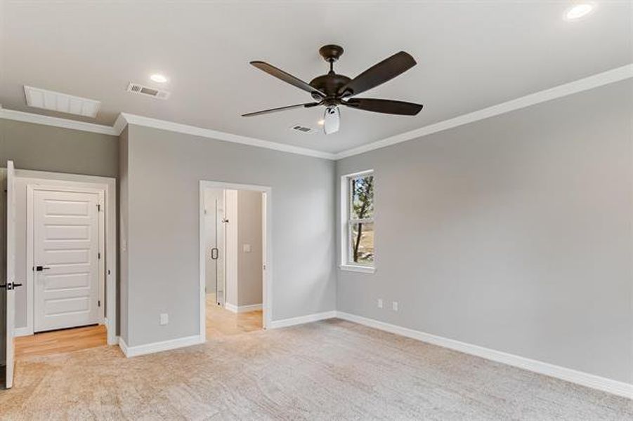 Spacious, unfurnished interior of a new home in , Marble Falls (Image 25). Spacious, unfurnished interior of a new home in , Marble Falls (Image 25).
