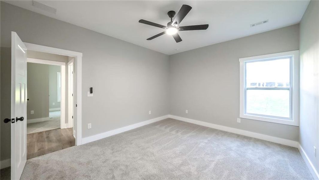 Spacious, unfurnished interior of a new home in , Bremen (Image 24).