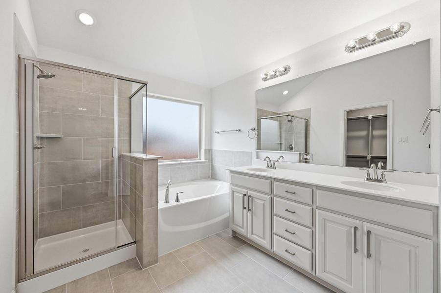 Representative furnished interior of a home built from the Hanover by Cheldan Homes in Craftsmen's Corner, Cleburne (Image 61).