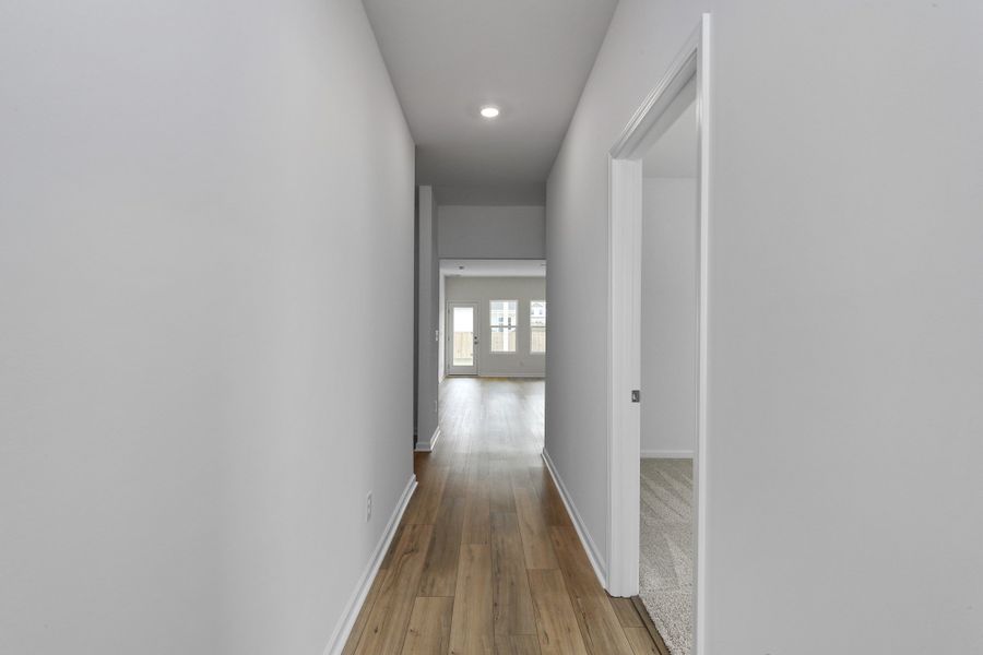 Spacious, unfurnished interior of a new home in Jordan Grove, Conway (Image 18).