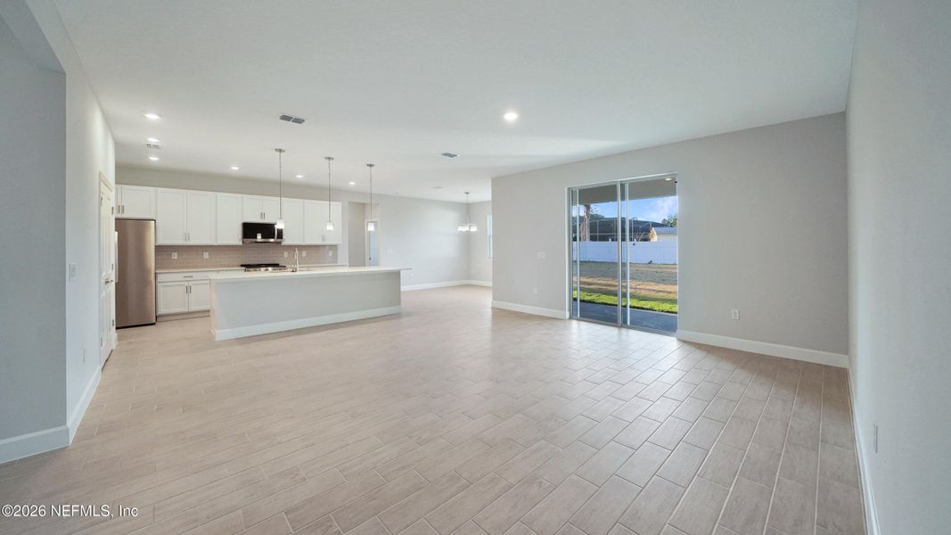 Spacious, unfurnished interior of a new home in , Palm Coast (Image 20).